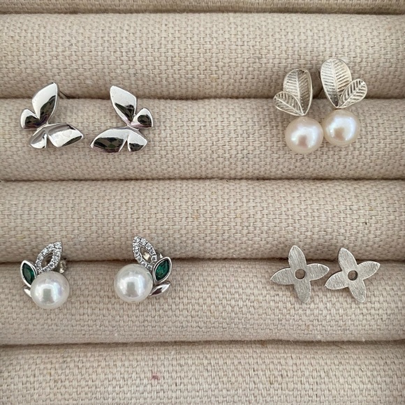 Jewelry - Sterling silver earrings, a set of 4